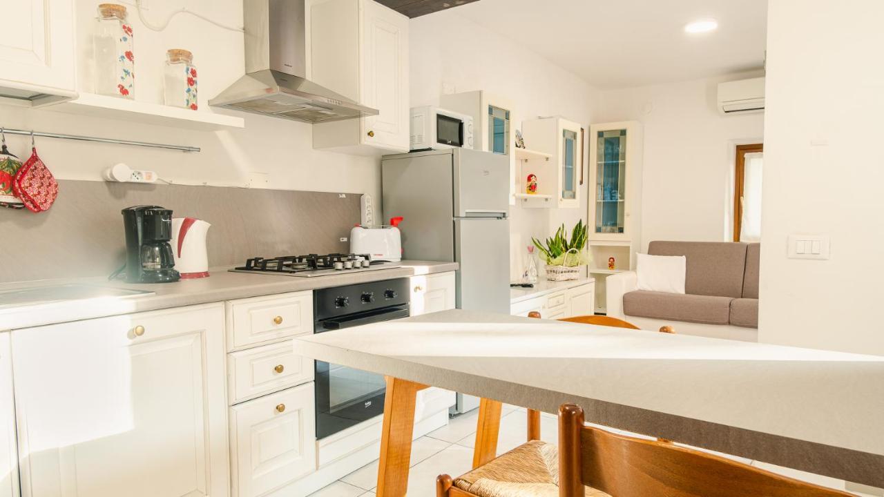 Ferienwohnung La Casa Di Nonna Agnese - Italian Homing Padenghe sul Garda Exterior foto